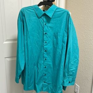 Men’s dressed shirt, size 20 34/35 synergy no iron